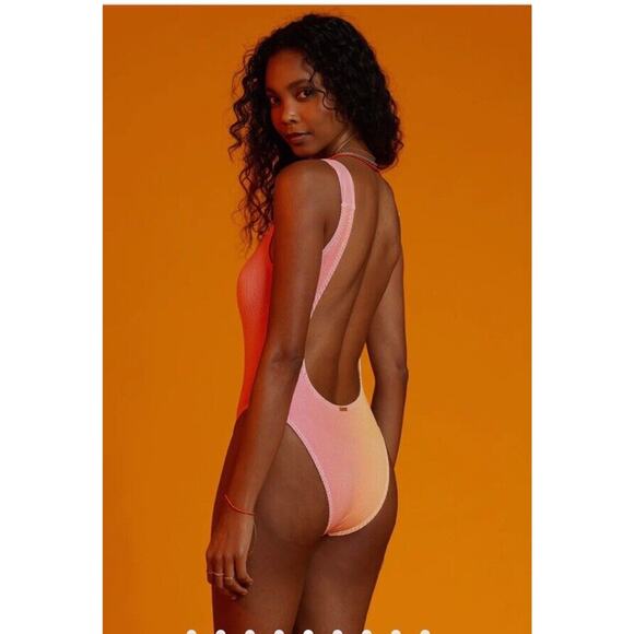 BILLABONG Swimsuit NEW SEASON OCASO TANKER ONE PIECE Size 8 (PINK/ORANGE) $140 - Picture 4 of 12